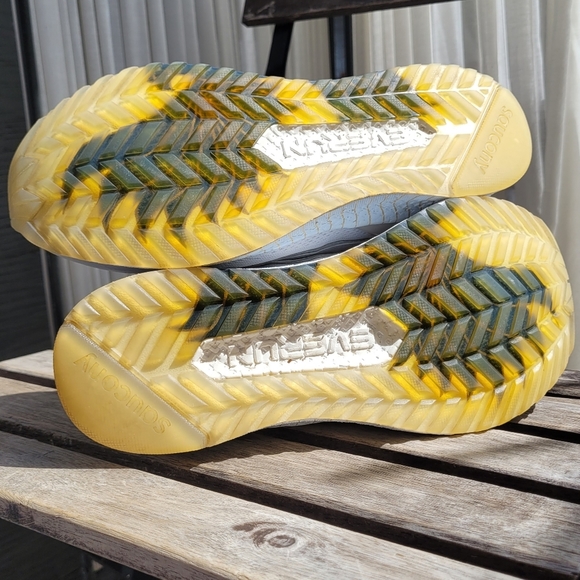 Saucony Freedom ISO - Picture 7 of 8